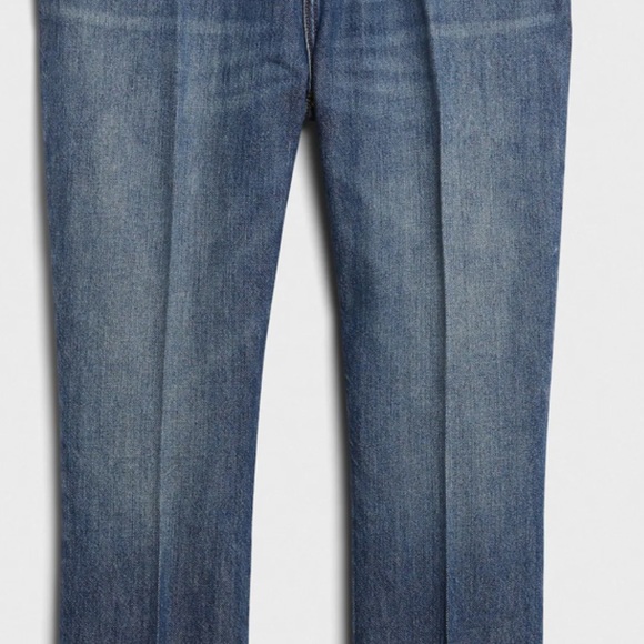 Banana Republic High-Rise cropped flare jeans gently worn - Picture 4 of 7